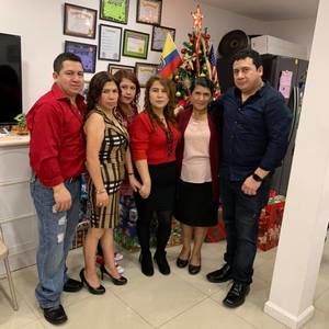 Meet your Posher, Efrain